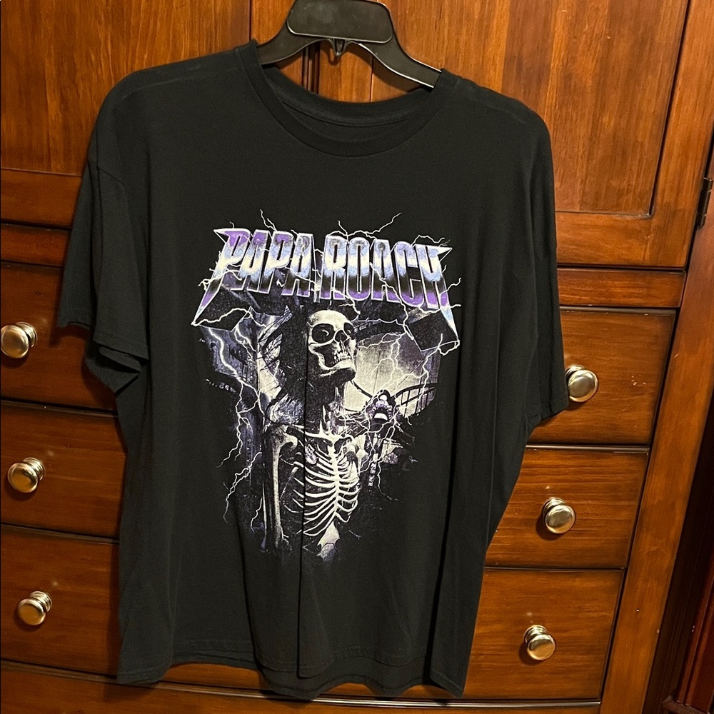 Black Papa Roach T-Shirt